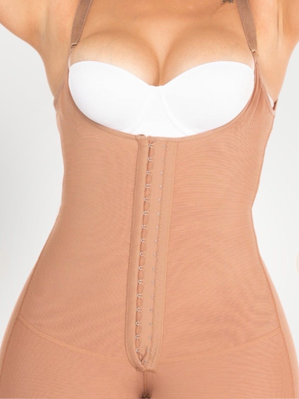 Sculpting Full-Body Bodysuit Shapewear in Nude/Tan